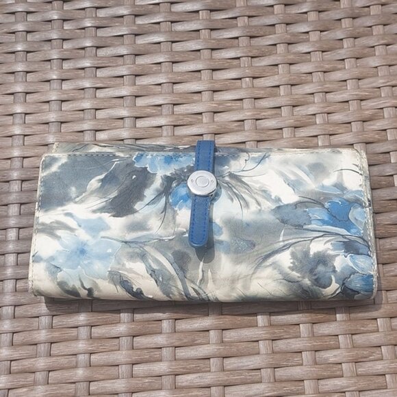 Wallet - Picture 11 of 16